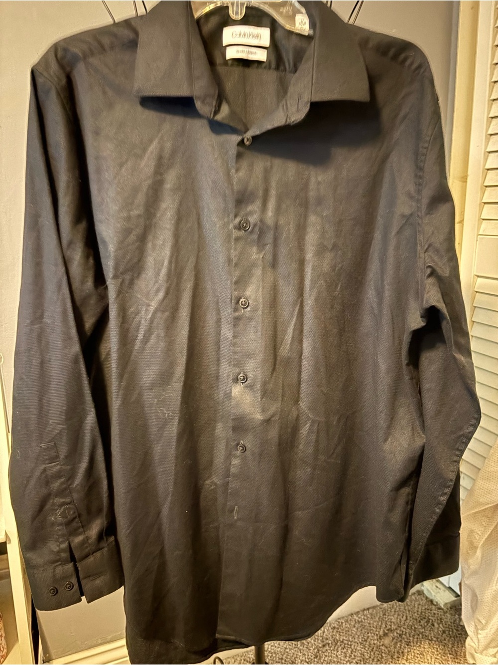 Calvin Klein Men's Solid Black Casual Button-Down Shirt